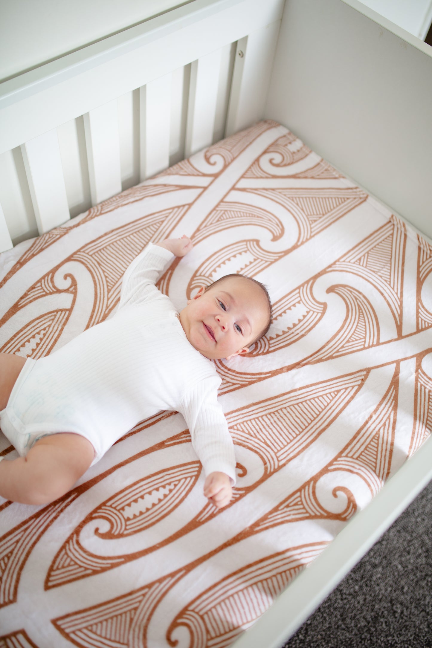 Cot Size Minky Paraikete - Parauri