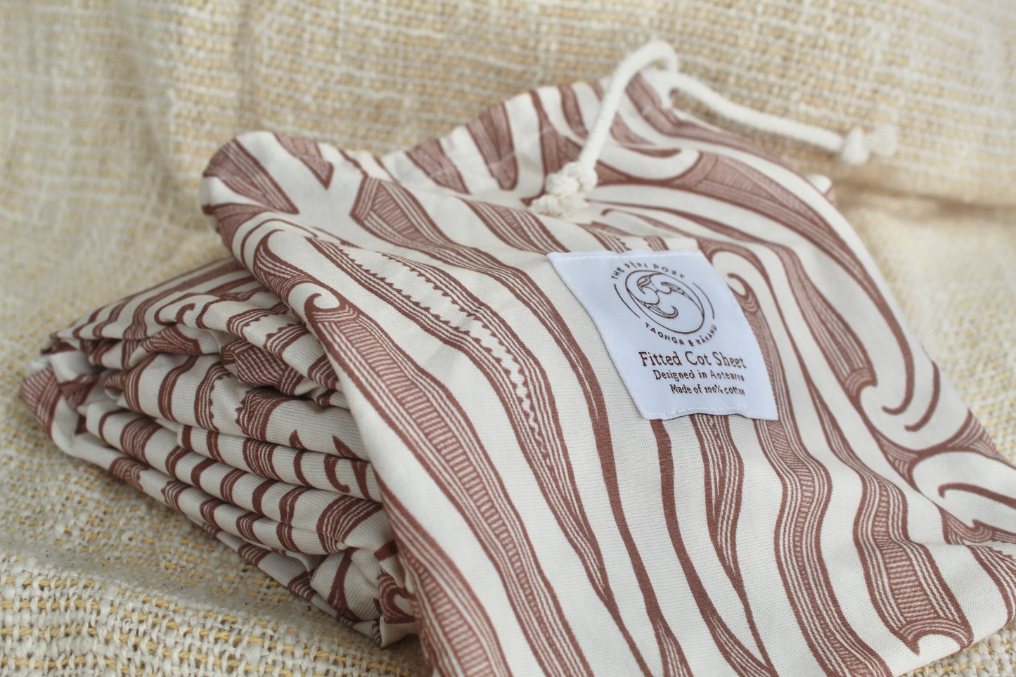 Manaaki Cot Sheet - Parauri