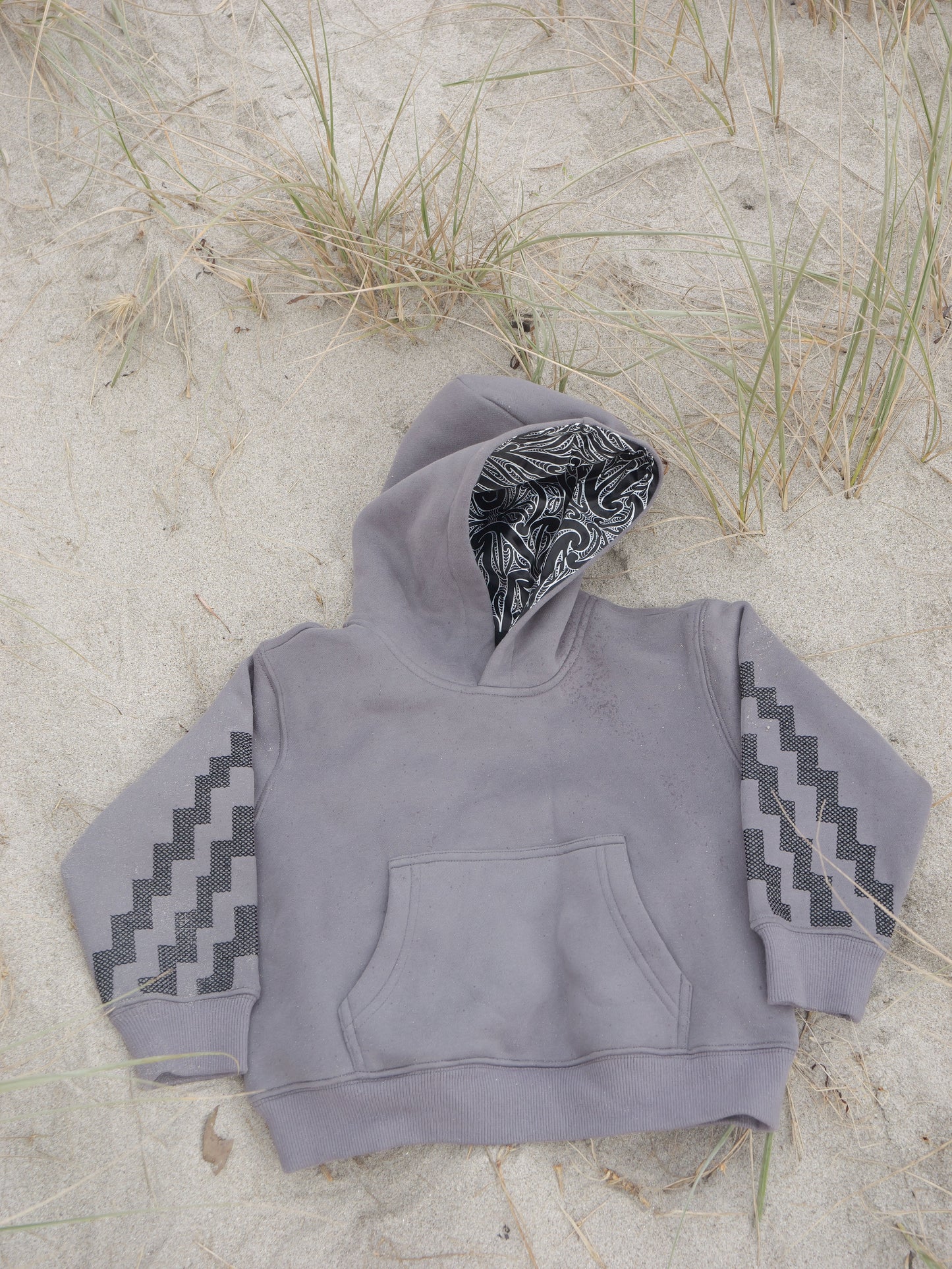 Tamariki Poutama Hoodie - Slate Grey
