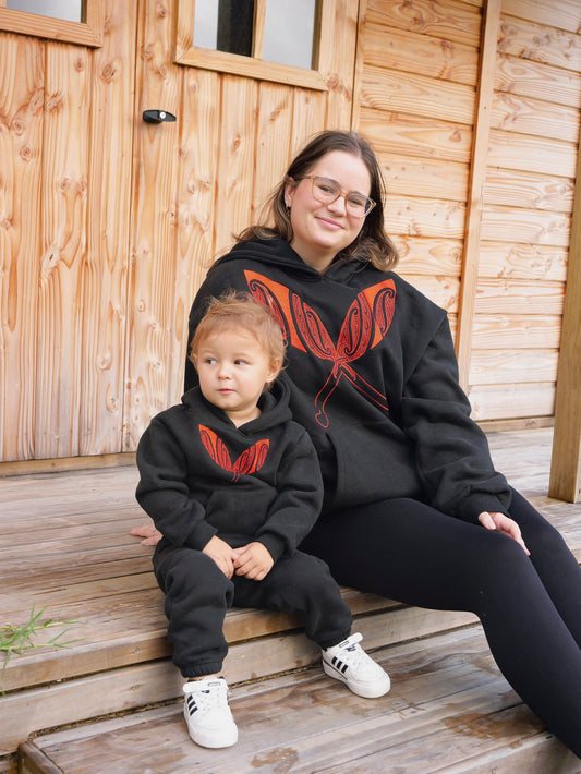Adults E Tū Hoodie - Pango