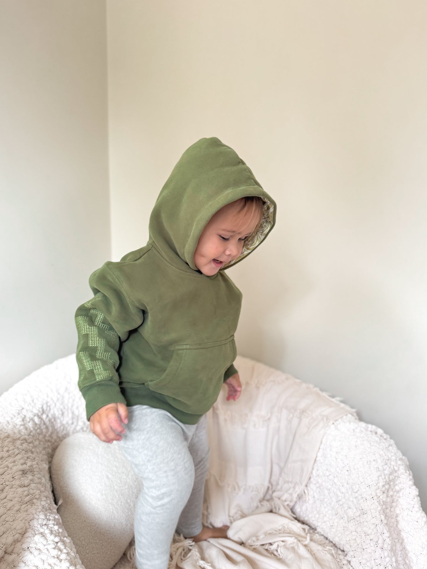 Tamariki Poutama Hoodie - Pounamu Green