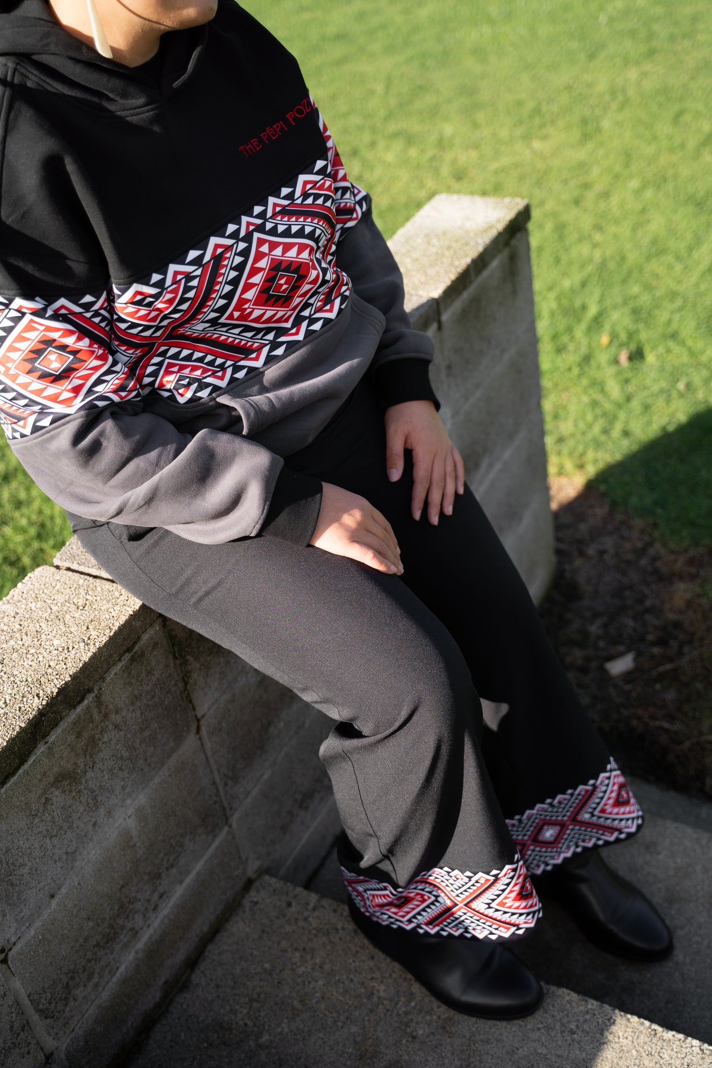 Tāniko Pants - Wahine