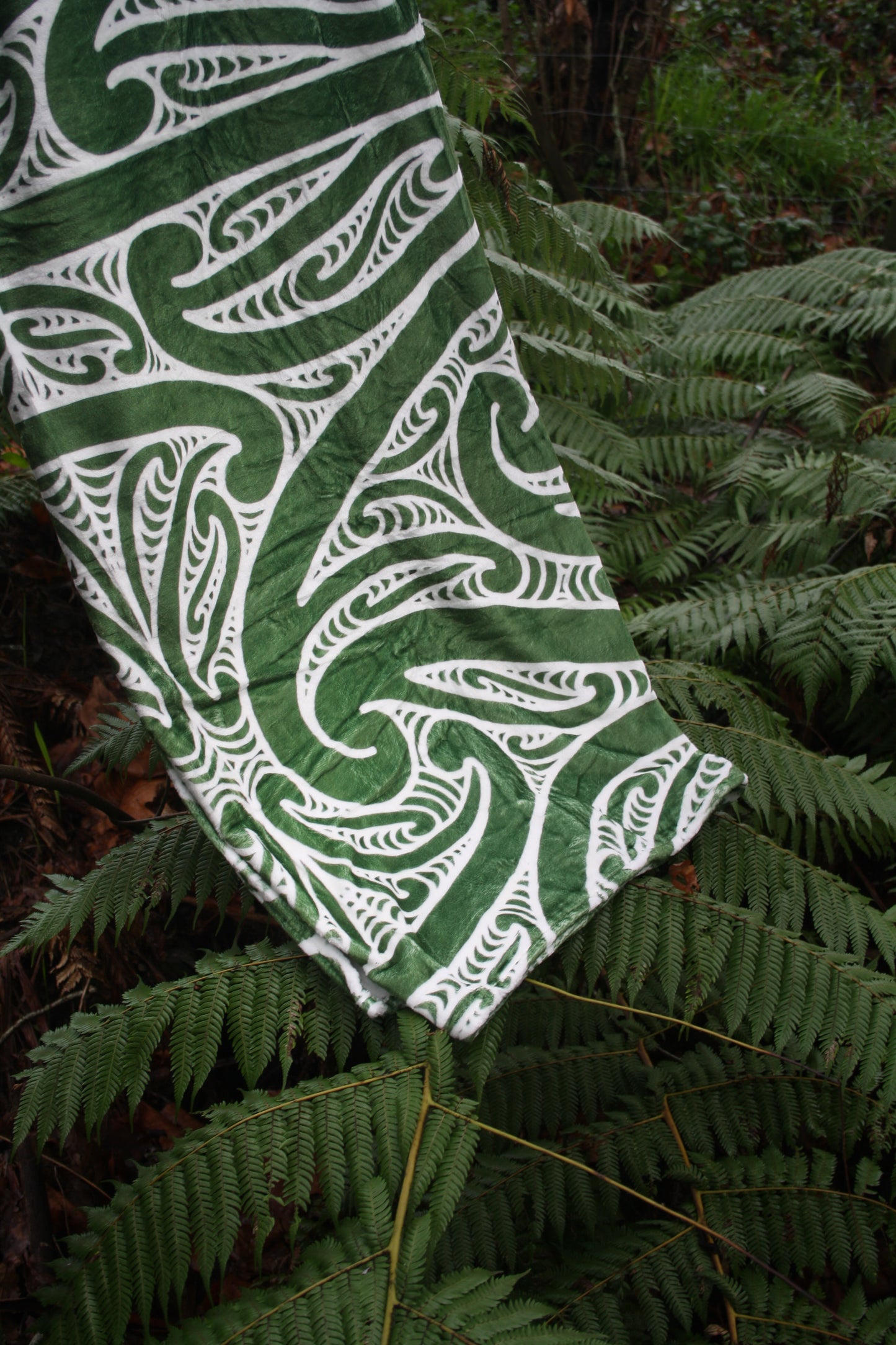 Ngahere Throw Size Paraikete