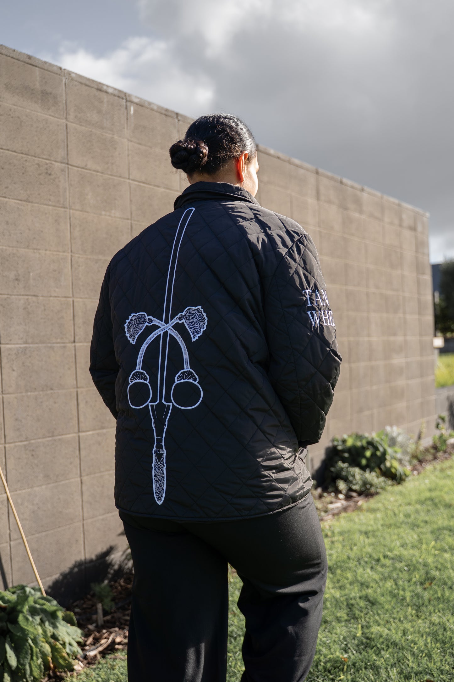 He Tangata Koti - Black